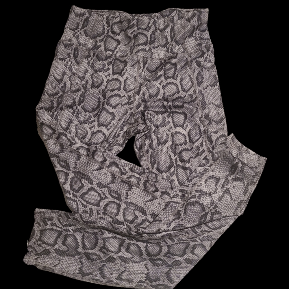 COPY - Women's Snake Print Workout Pants by Avia Size M